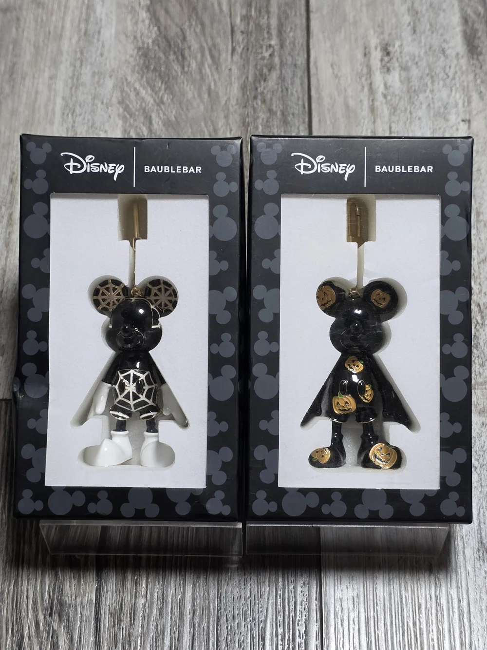 BaubleBar Disney Mickey Mouse Halloween Spider Web & Pumpkins Bag Charm Set *NIB